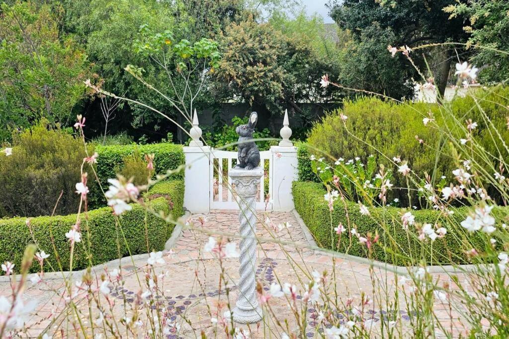 Grey Rabbit Cottage モンタギュー エクステリア 写真
